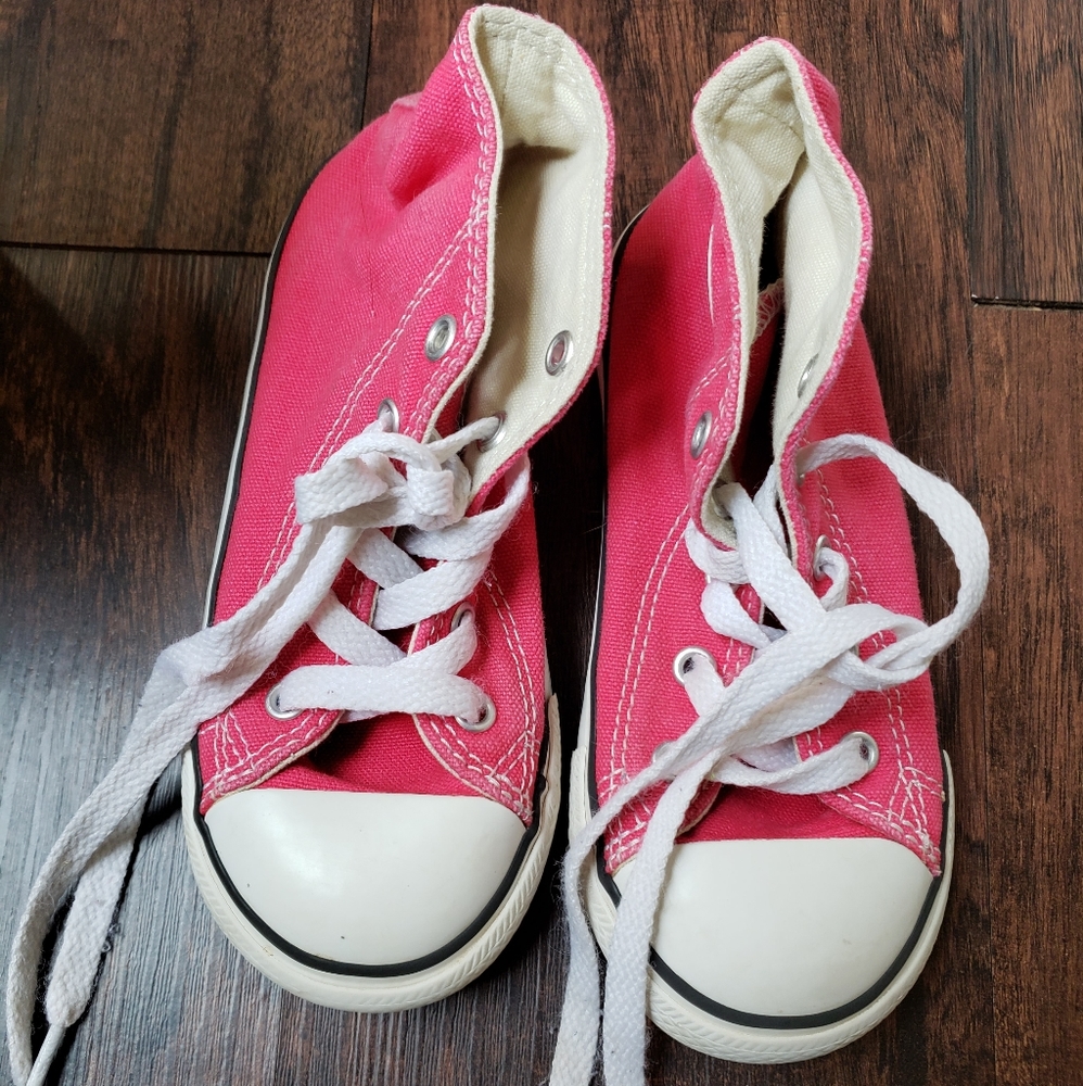 COPY - Converse Size 10